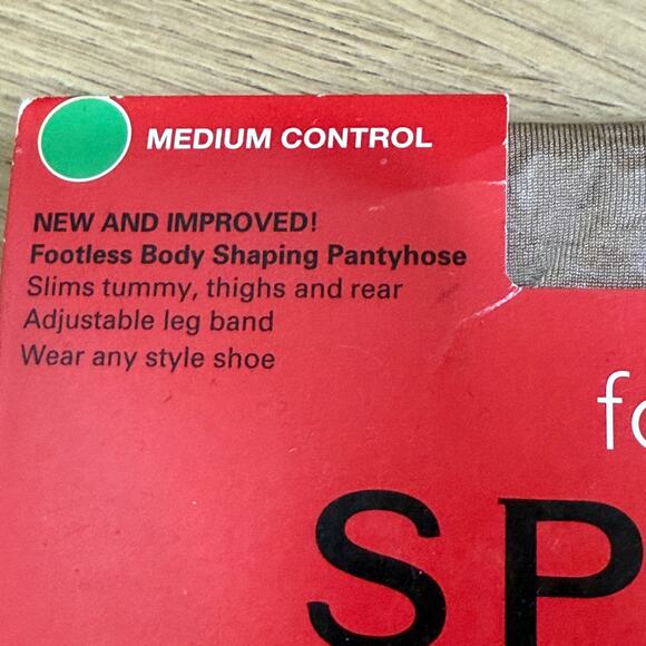 SPANX Footless Shaping Pantyhose Nude1 Size A 95-125 LBS NEW - Picture 2 of 7
